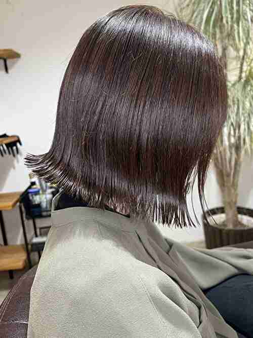 記事【【うねり→ツヤ】髪質改善ストレートで髪に正気を】のサムネイル画像