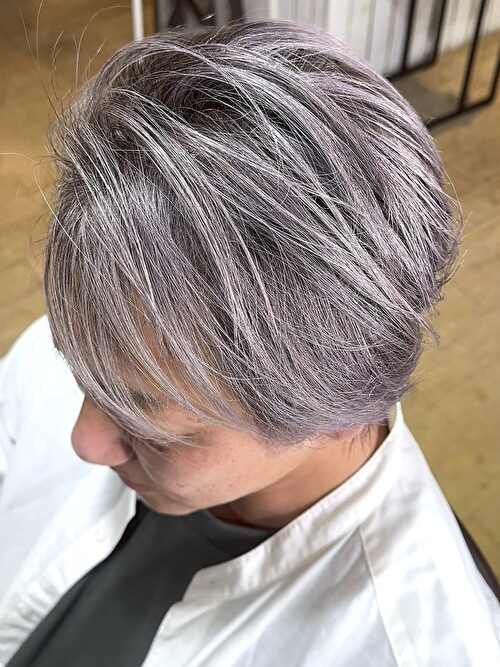 記事【【白髪が気にならない】脱白髪染めホワイトシルバーバレイヤージュ×ブリーチ２回 ※動画有】のサムネイル画像