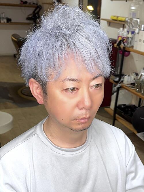 記事【【若返りハイトーン】脱白髪染めホワイトシルバー×ブリーチ２回 ※動画有】のサムネイル画像