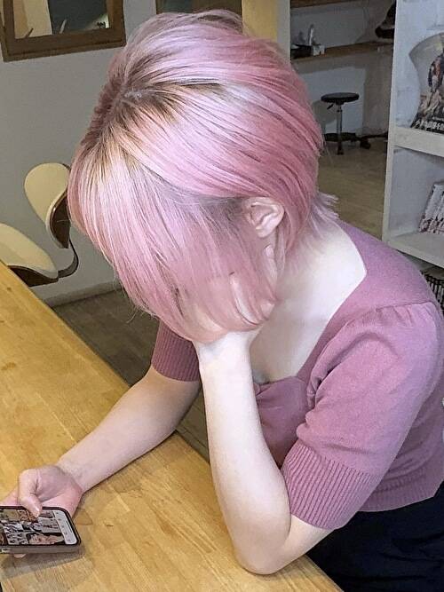 記事【【透明感強めハイトーン】ホワイトピンク×ブリーチ３回 ※動画有】のサムネイル画像