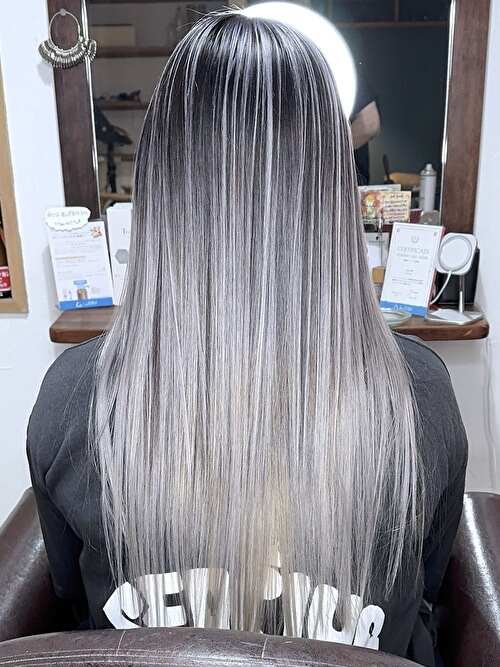 記事【【プリン修正】ホワイトシルバーバレイヤージュ×ブリーチ２回 ※動画有】のサムネイル画像