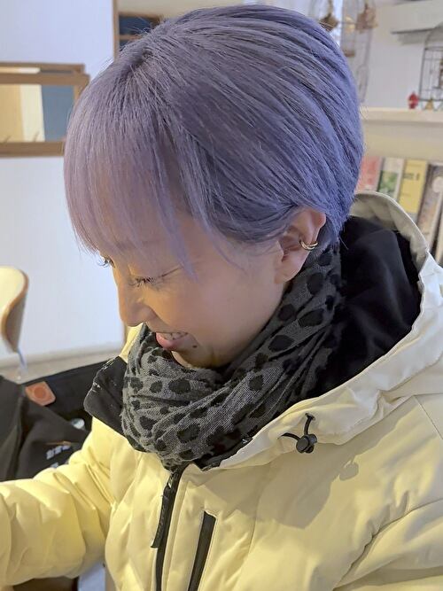 記事【【シルバーに飽きた方へ】ブルーシルバー×ブリーチ３回 ※動画有】のサムネイル画像
